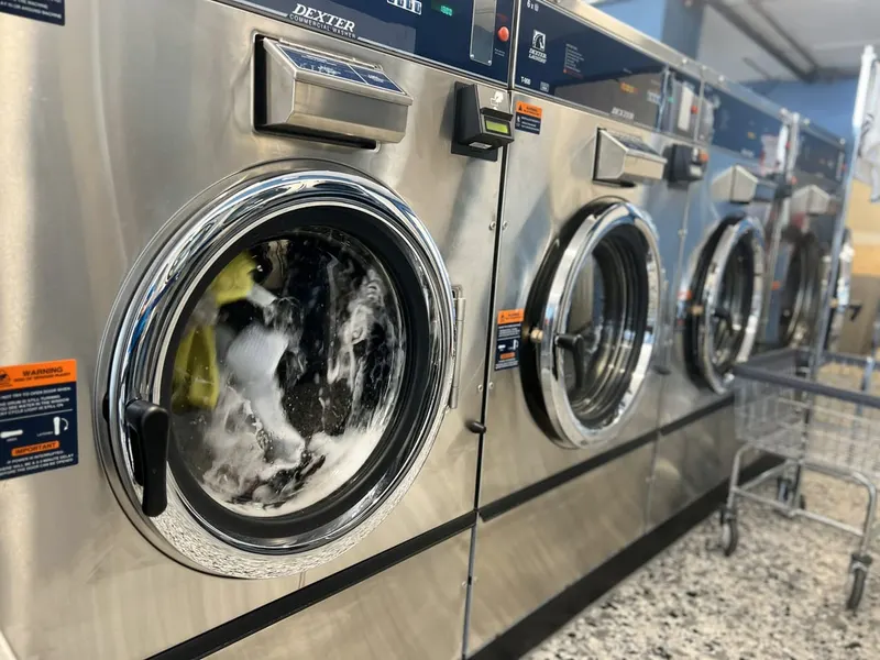 Dexter commercial washer in action